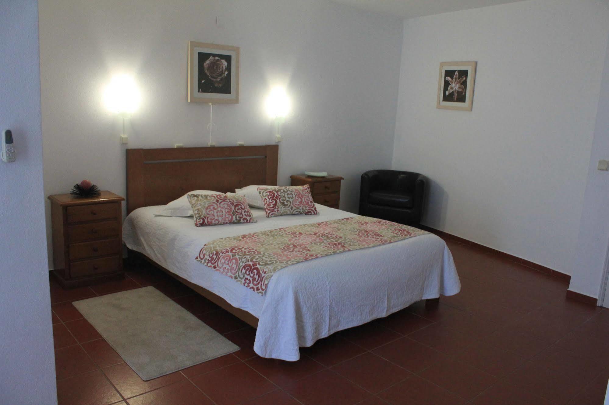 Bed and Breakfast Manta Guest Manta Rota Exteriér fotografie